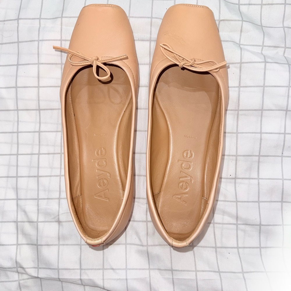 Aeyde Ballet Flats in Soft Peach